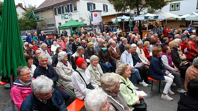 Die Erwartungen wurden übertroffen: Mehr als 200 Besucher kamen zum ökumenischen Gottesdienst im Rahmen des Wollmatinger Dorffestes.