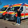 Stephan Niggemeier ist froh, dass er diese beiden Allrad-Rettungsfahrzeuge bereits vergangenes Jahr bestellt hatte und in den kommenden ...