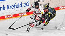 Niclas Hempel (links) soll kommende Saison nicht nur das Freiburger Trikot tragen, sondern auch bei den Wild Wings zum Einsatz kommen.