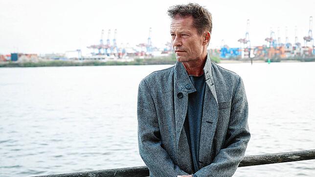 Til Schweiger im April 2023 vor der Verleihung des Jupiter Awards.