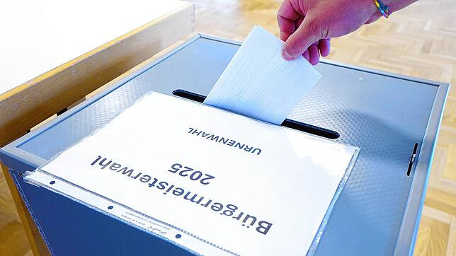 Über 76 Prozent der 587 wahlberechtigten Buchheimerinnen und Buchheimer hatten ihre Stimme bei der Bürgermeisterwahl am Sonntag ...