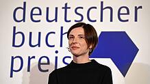 Die Schweizer Autorin Dorothee Elmiger wird für ihren Roman “Die Holländerinnen„ mit dem Deutschen Buchpreis 2025 ausgezeichnet. Die ...