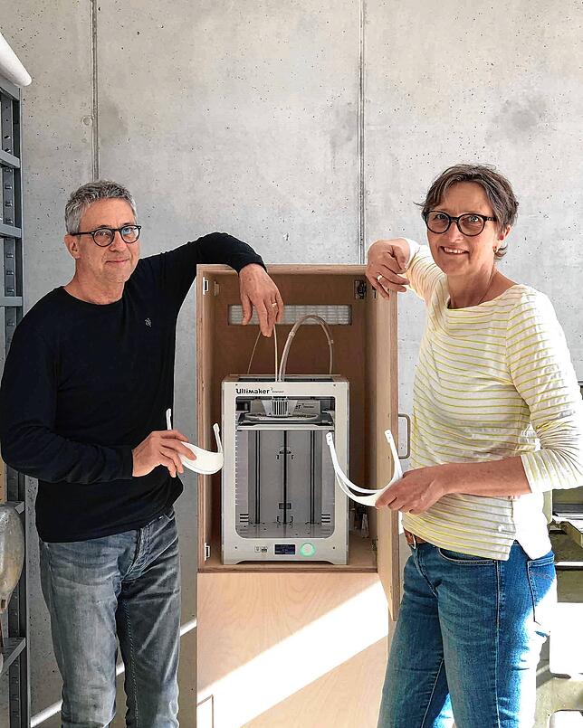 Auch bei Silja und Norbert Beck aus Markdorf, Beck Design, läuft der 3D-Drucker.