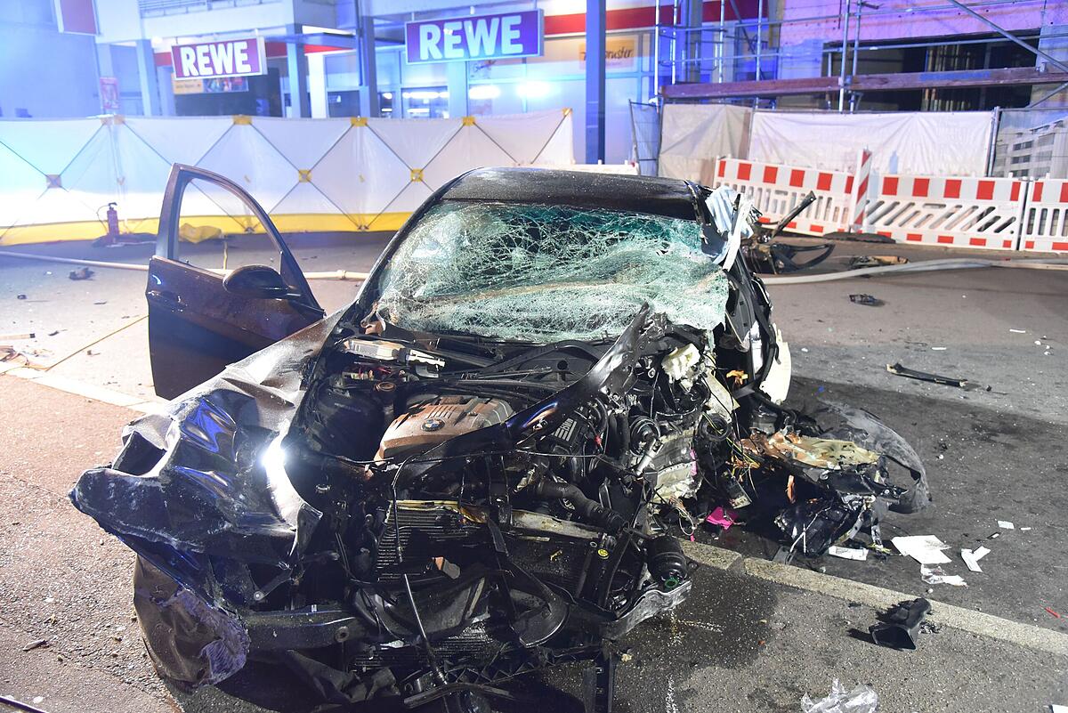 Rheinfelden Vier Schwerverletzte bei Unfall in Rheinfelden 26