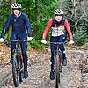Biker-Paar: Wolfgang Mayer (links) und Annette Griner aus Niederhof beim gemeinsamen Training auf dem Hotzenwald: &bdquo;Vier bis fünf ...
