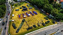 Gemeinsames Fest mit der Patenkompanie im Juni 2025 auf dem Areal der alten Tonhalle: Zum Jubiläum machen die Panzerpioniere der Stadt ...