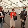 Daniel Dröschel vom Kreisimpfzentrum mit Landrätin Marion Dammann und Gesundheitsminister Manfred Lucha im KIZ Lörrach (von links).