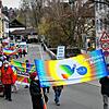 Die Aktivisten ermahnten die Gesellschaft zu gewaltfreien Konfliktlösungen und mehr Einsatz für den Klimaschutz.