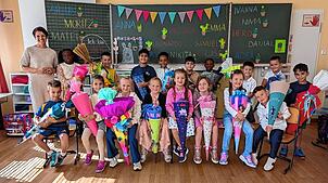 Die Schüler der Klasse 1a mit Klassenlehrerin Tina Strauch.