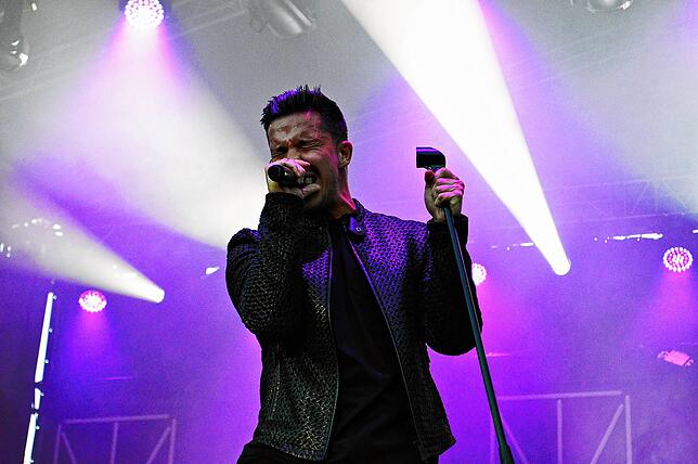 Bild 7: Bilder vom Nico-Santos-Konzert in Markdorf (2)