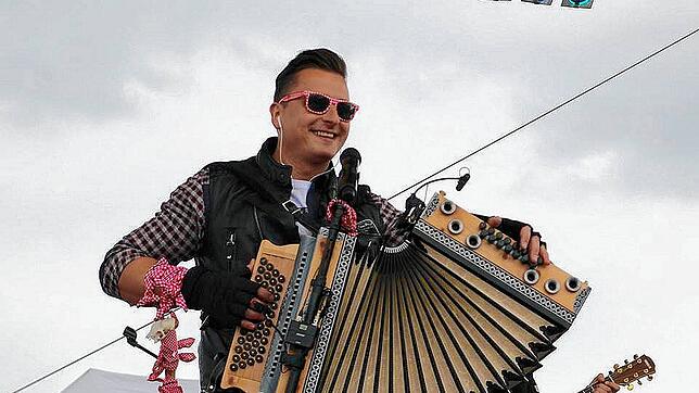 Andreas Gabalier füllt sonst ganze Hallen. Am Freitag, 11. August schließt der selbst ernannte Volks-Rock&lsquo;n&lsquo;Roller die Salem ...