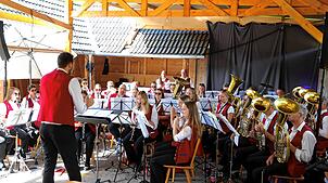 Die Stadtkapelle Vöhrenbach, hier noch unter Leitung von Julian Brugger, ist beim Festwochenende in Langenbach nicht wegzudenken. Foto: ...