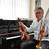 Helmut Hubov ist der Leiter der Stockacher Musikschule. Nach eigenem Eingeständnis hatte er anfangs Mühe, sich an die neue Situation ...