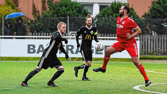 Bild : FC Wallbach holt sich einen Punkt bei der U23 des FV Lörrach-Brombach &ndash; und wir haben Bilder!