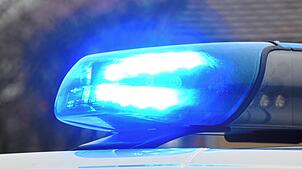 (Symbolbild) Am Samstag, 6. September, eilen Polizei, Feuerwehr und Rettungsdienst in die Singener Innenstadt. Eine Gasexplosion hat ...