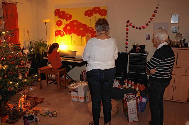 Singen und Musizieren an Heiligabend, das geht 2020 nur im kleinen Kreis.