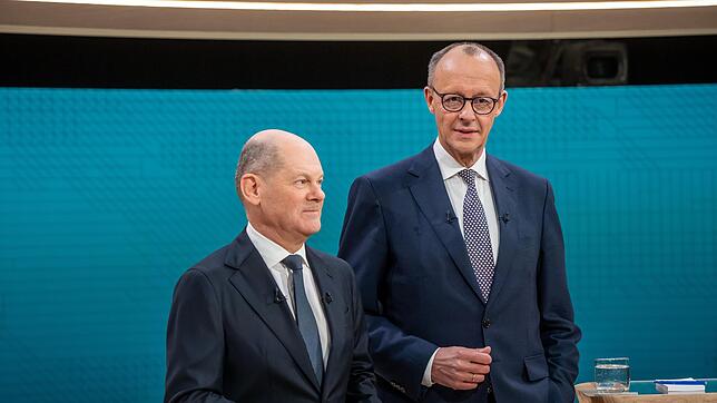 Olaf Scholz (l.) und Friedrich Merz diskutierten im TV-Duell auch über das Bürgergeld.