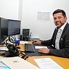 Die Schaltzentrale für Kommunal-, Kreis- und Landespolitik: Niko Reith in seinem Büro an der Wasserstraße.