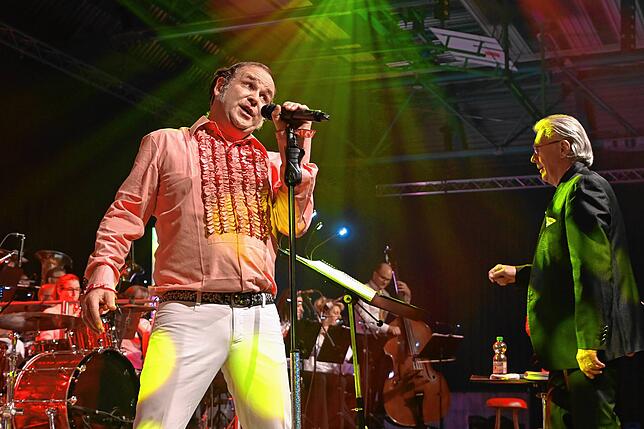 Bild 17: Bilder von der Schlagerrevue (2): Ein Blick hinter die Bühne und großer Spaß im Rampenlicht