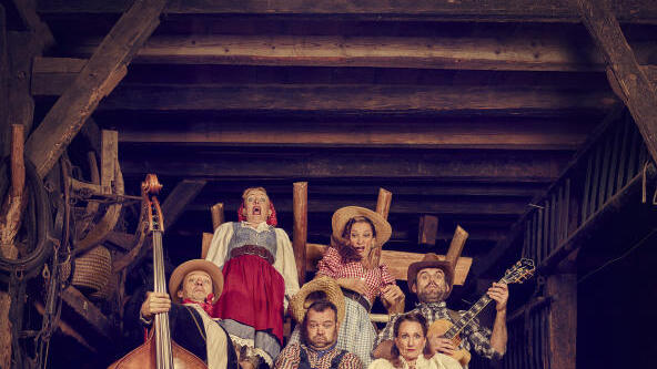 Die Freiburger Swing-Comedy-Formation „Shoo-Shoos“ gastiert am Freitag, 19. Mai, im Löffinger Gebertsaal und stellt ihr neues Programm ...