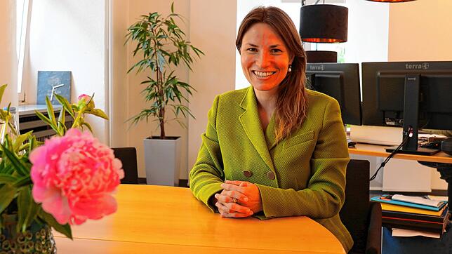 Bürgermeisterin Meike Folkerts hat keine guten Nachrichten. In Titisee-Neustadt werden aufgrund der Corona-Situation Veranstaltungen ...