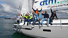 Sechs Leser und ein Redakteur stellten die SÜDKURIER-Mannschaft beim Interboot Mediencup vor Friedrichshafen. In der Mitte mit dem ...