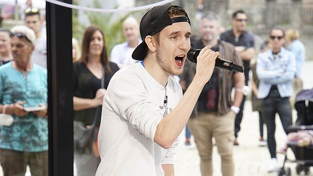 Mirco Kima aus Wehr schaffte es bei der RTL-Casting-Show DSDS zunächst in den Recall, schied dann aber aus.