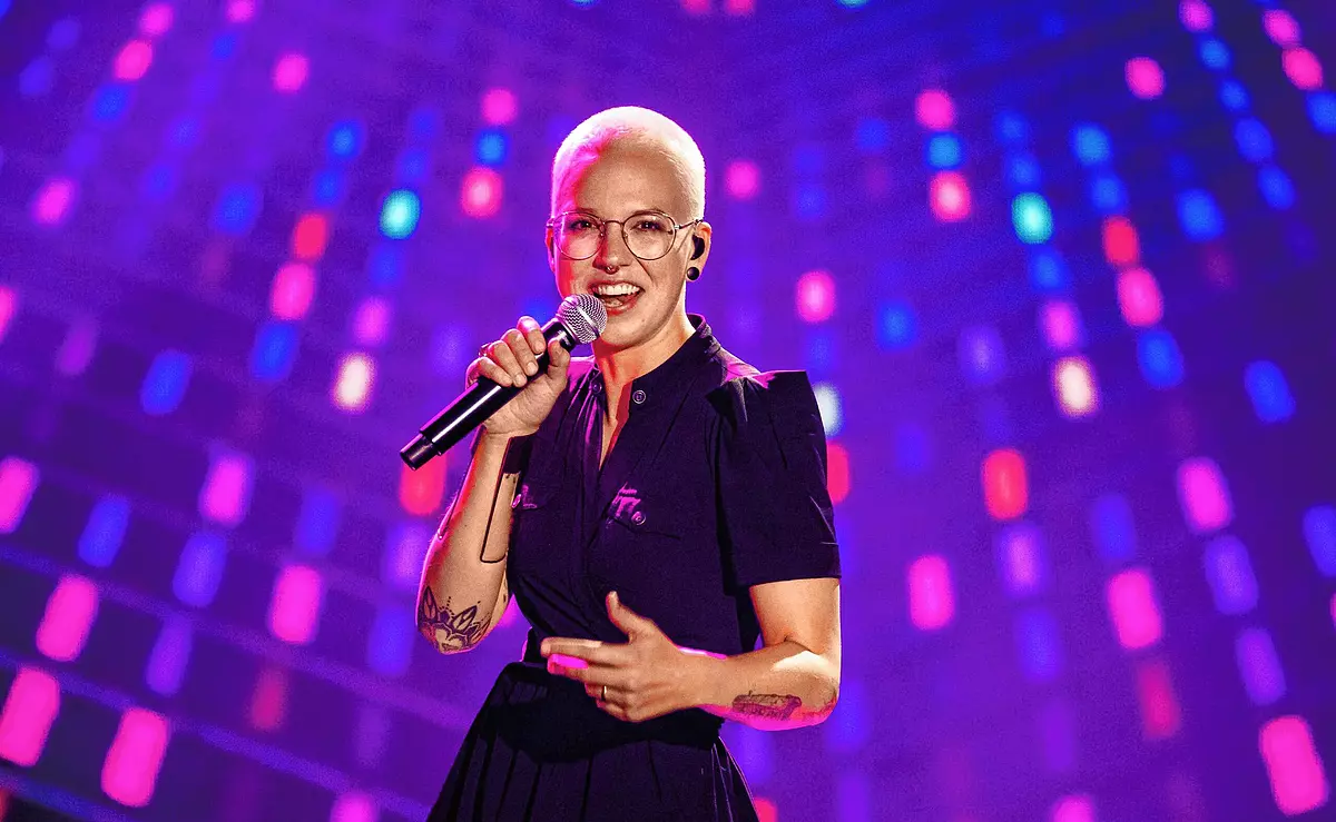 musik-stefanie-heinzmann-liebt-das-wandern-wann-ist-der-erste