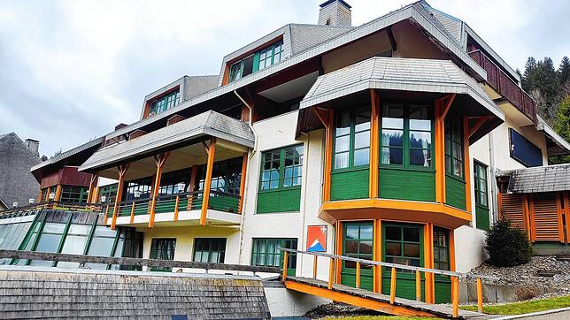 Für die bei ihr in Gemeinschaftsunterkünften in Todtmoos untergebrachten Flüchtlinge hat die Gemeinde eine Haftpflichtversicherung ...