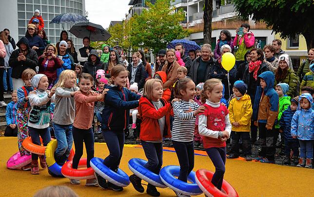 Badespaß auf der Kindermeile.