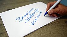 Das glaubt dir keiner: Ein Bewerber will Bürgermeister in Volkertshausen werden. Seine Unterlagen schickt er allerdings per Email an das ...