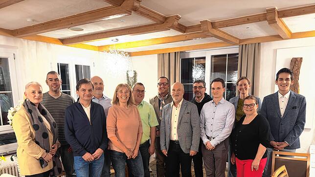 Die Kandidaten (von links): Esther Moll, Uwe Specht, Benno Störkle, Roland Scherer, Petra Haberstroh, Andreas Späth, Marc Grabelus, ...