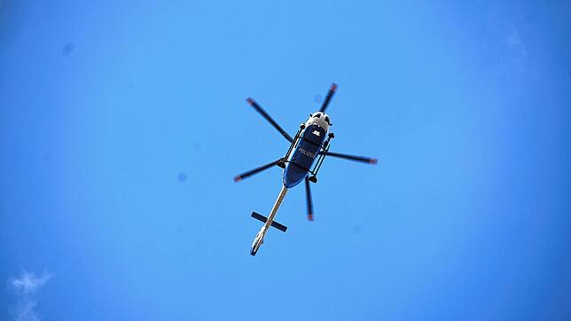 Am 7. März suchte die Polizei mit einem Helikopter nach der Vermissten Jasmin M.