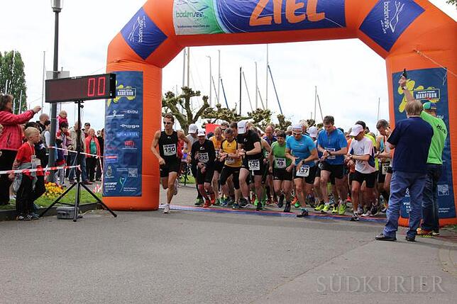 ulx_09_uhl_marathon3 Höhepunkt der Laufveranstaltung ist der Halbmarathon über 21,1 Kilometer. Links Robin Hanser, Sieger in den Jahren 2014 und 2015.