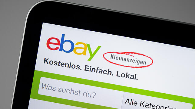 (Symbolbild) Ein 45-Jähriger soll über das Internet gefälschte Armbanduhren und Schmuck verkauft haben.