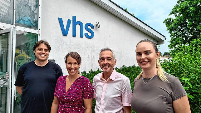 Freude über Anerkennung (v.l.): Sebastian Krapf, Veronika Plank, Hans Peter Brugger und Vanessa Hünerli. Foto: St. Ammann