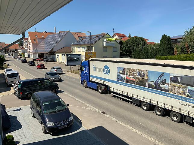 Ein Blick aus dem ersten Stock der Wohnung von Mario Maier am Dienstag um 15.30&nbsp;Uhr.