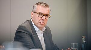 Holger Klein, Vorstandsvorsitzender der ZF, steht seit Anfang 2023 an der Spitze der ZF. Ende September ist nun Schluss. Er verlässt das ...