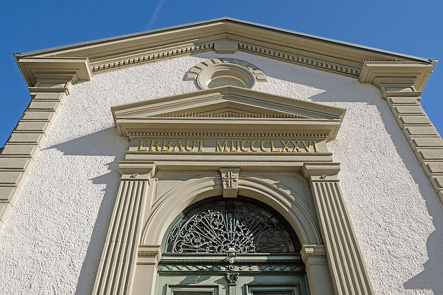 Die ehemalige Turnhalle aus dem Jahr 1876 steht unter Denkmalschutz.