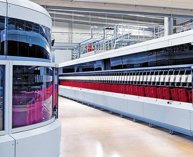 Moderne Großbrief-Sortieranlage von Siemens. Die Anlagen gehen in die ganze Welt. Sie werden dort für die effiziente Sortierung von ...