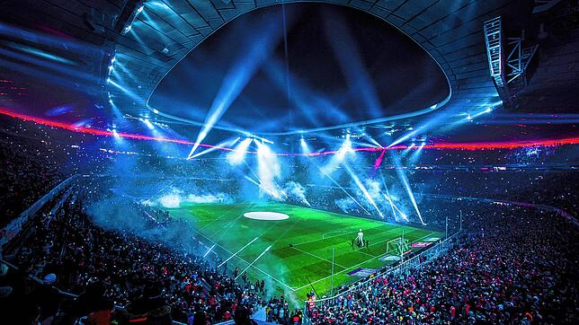 Auch ein Projekt von Orange Production: Der FC Bayern München richtet in der Münchner Allianz-Arena jährlich eine Art ...