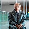Ging in seinen Träumen weiter auf zwei Beinen, obwohl er nach einem Attentat 1990 im Rollstuhl saß: Wolfgang Schäuble.