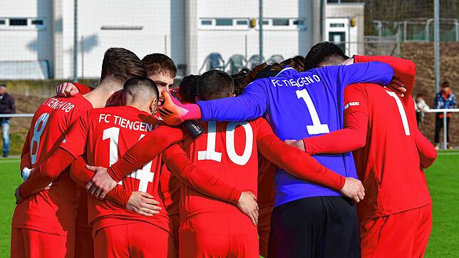 Bild : FC Tiengen 08 dreht die Partie zum 2:1-Sieg gegen den FC RW Weilheim &ndash; und wir haben Bilder!