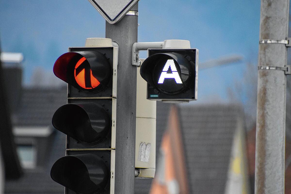 Hochrhein Was bedeutet es, wenn an einer Ampel ein „A“ zu sehen ist