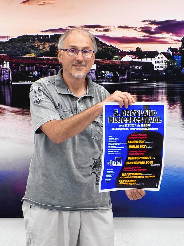 Bluestime mit dem 5. Dreyland-BluesfestivalEnde August. Im Bild Manfred Bockey vom Schopfheimer Verein &bdquo;Jazz and Blues Südbaden ...