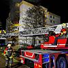 Einsatz mitten in der Nacht: Wegen einem Wohnungsbrand in einem Hochhaus im Tulpenweg ist die Feuerwehr am Montagmorgen um 3 Uhr ausgerückt.