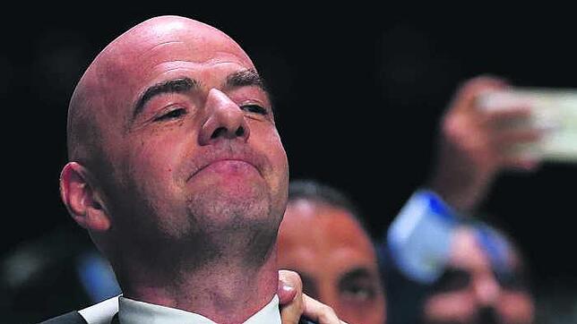 So sieht Zufriedenheit aus: Gianni Infantino gestern in Zürich im Augenblick seiner Wahl zum neuen Fifa-Präsidenten.