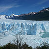 Eindrucksvolle Kulisse: Der Perito Moreno-Gletscher, Lago Argentino in Argentinien, aufgenommen von Buchautor und Globetrotter Michael ...