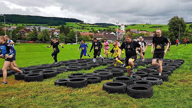 Einen Hindernislauf für alle interessierten Teilnehmer veranstalten die „Bähringer Wildsaue“ am Pfingstsamstag. Damit wollen sie ihre ...
