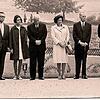 Hermann C. Starck (zweiter von rechts) zusammen mit seiner Tochter Barbara (links neben ihm) am 29. September 1967 in Laufenburg bei der ...